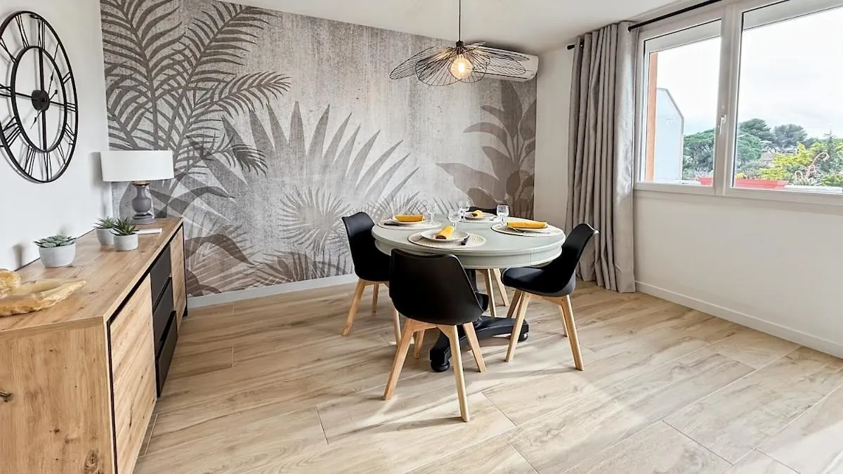 Appartement A Quelques Minutes A Pieds Des Plages Frejus Apartment